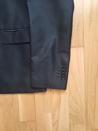 Traje negro con raya, talla 48 de ENE
