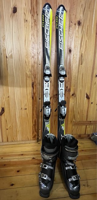 Esquís FISCHER CTX 200 y Botas Salomon