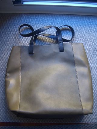 Bolso de piel bandolera verde