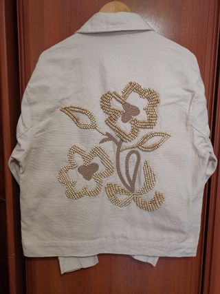 Chaqueta Abalorios Zara 