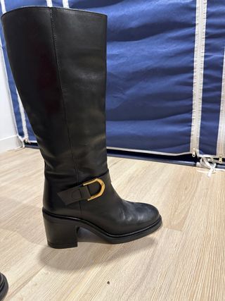 Bota negra hebilla talla 41