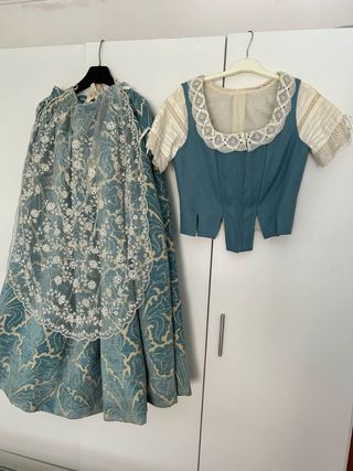 Traje de fallera 
