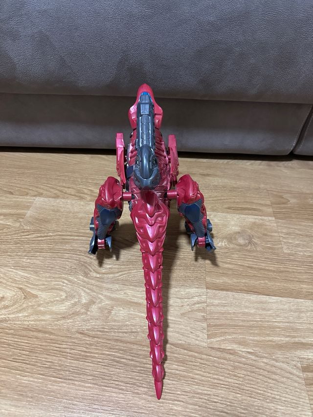 Muñeco Deluxe T rex Zord