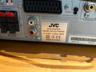 Home cinema JVC,reproductor DVD y muchas peliculas