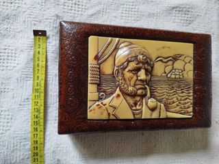 Vintage. Caja cigarrera