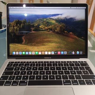 Macbook Air 13-inch 