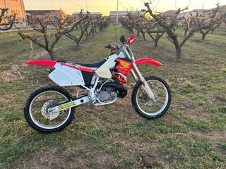 Honda CR250