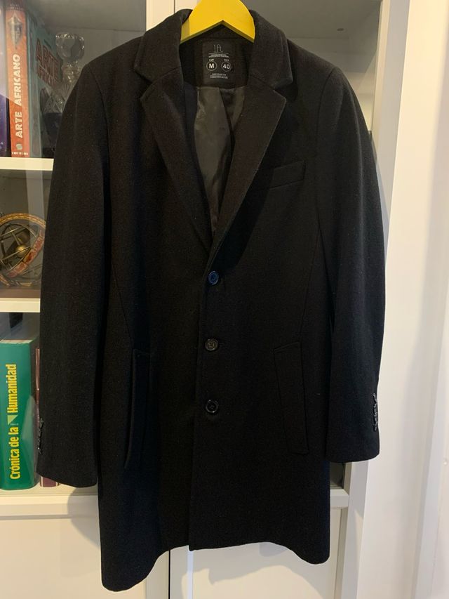 Abrigo Negro