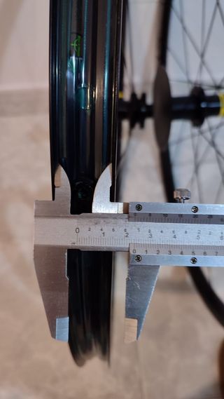 Mavic Crossmax 29. 6 agujeros. Boost