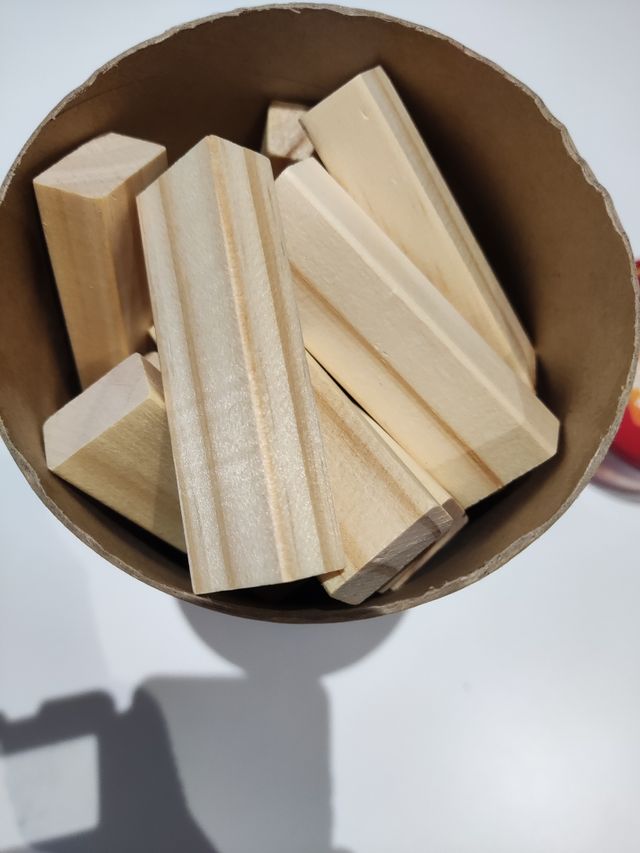 Bloques de madera apilables