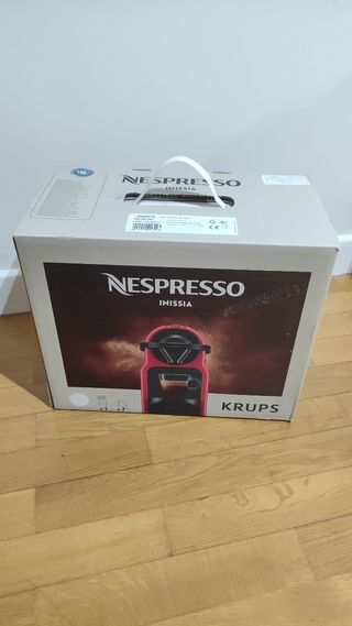 Cafetera Nespresso inissia krups blanca