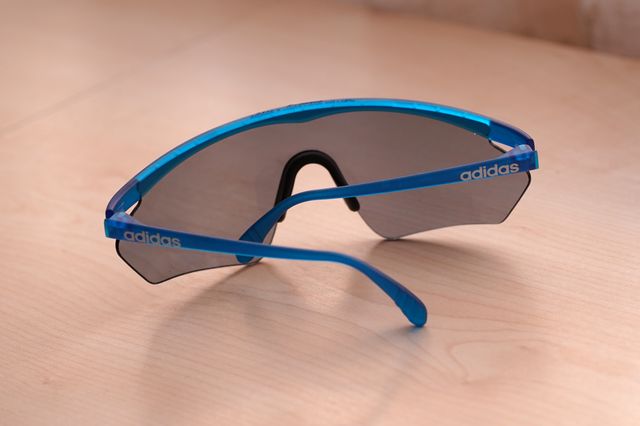 Gafas Adidas vintage nuevas, azul, súper ligeras