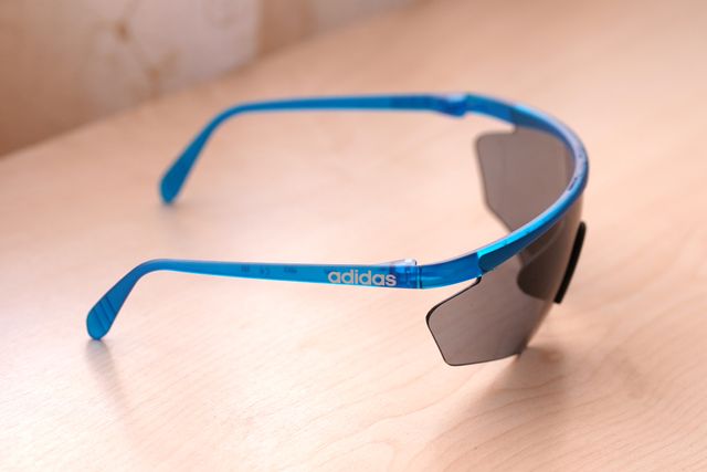 Gafas Adidas vintage nuevas, azul, súper ligeras