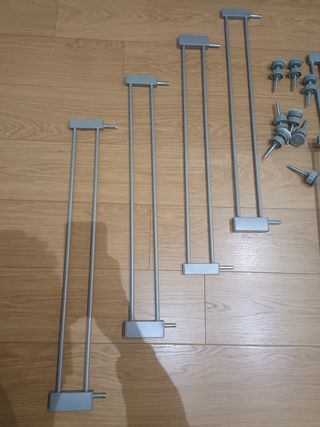 Dos vallas barrera seguridad extensión