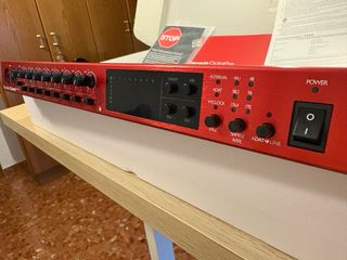 Focusrite Clarett OctoPre Preamplificador
