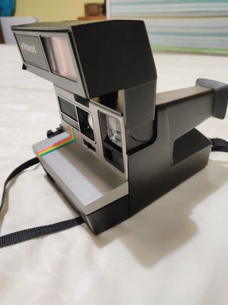 Cámara Polaroid 635