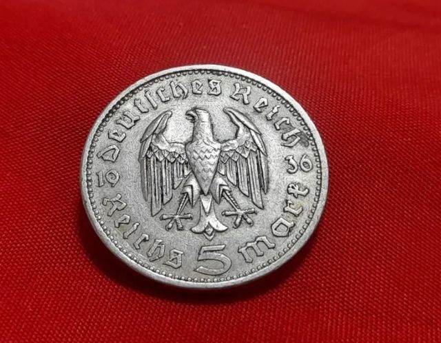 Moneda nazi de plata