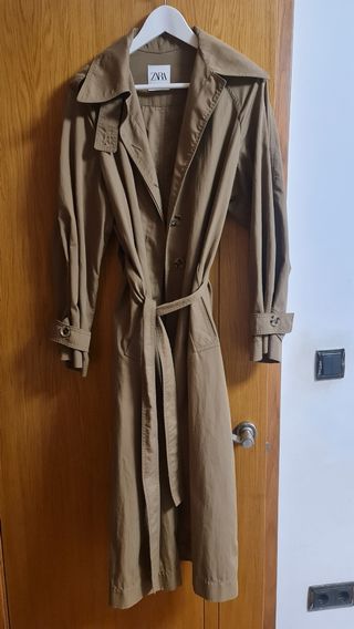 Gabardina Oversize de Zara