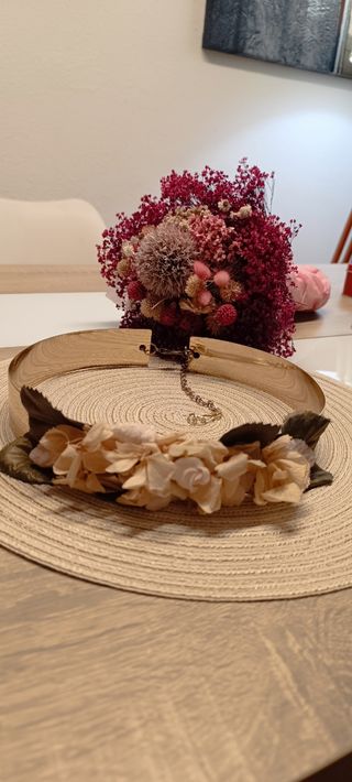 Cinturón flores preservadas metálico