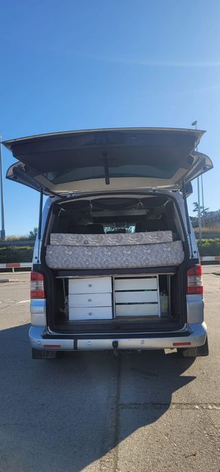 Volkswagen Multivan T5 Techo Elevable. Automática