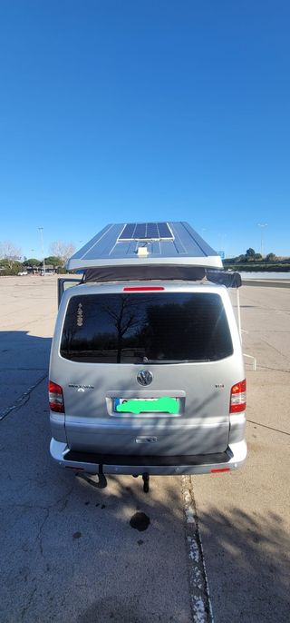 Volkswagen Multivan T5 Techo Elevable. Automática