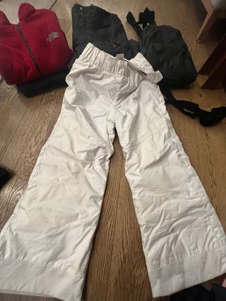Ropa de esqui talla 6/8