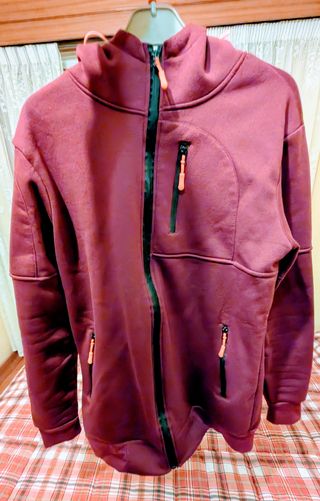 sudadera morada seminueva