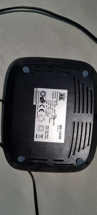 Cargador de varios tipos de pilas