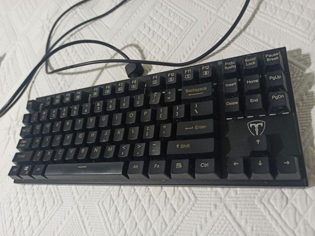Mechanical gaming keyboard
