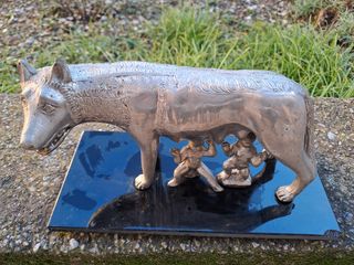 Lupa con Romolo e Remo