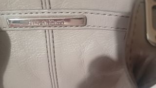 Bolso de piel de Pedro del Hierro. No envio