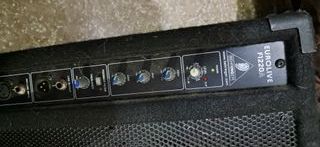 REBAJADO! Vendo monitor Behringer F1220A