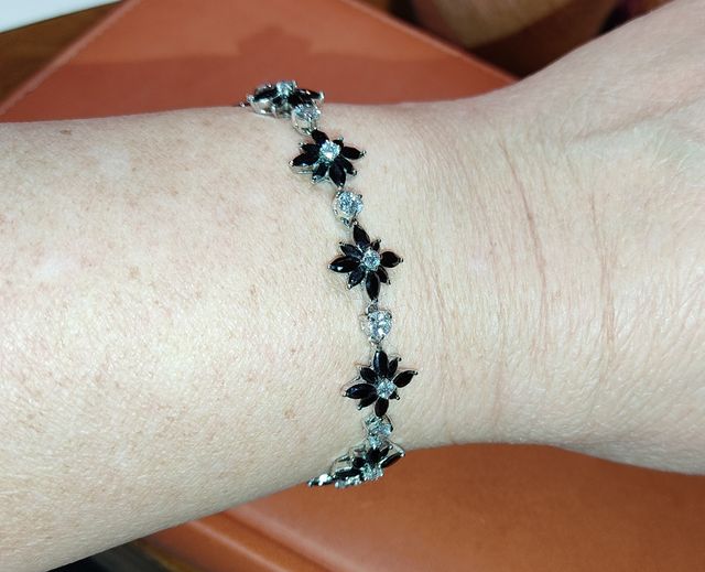 Pulsera de plata de ley y circonitas