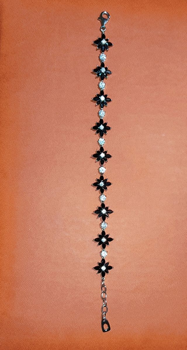 Pulsera de plata de ley y circonitas