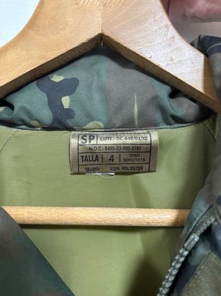 Chaqueton militar dos cuartos con pantalon