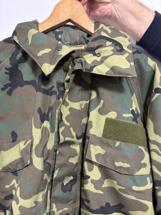 Chaqueton militar dos cuartos con pantalon