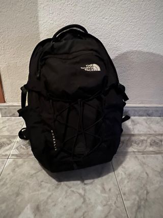 Mochila The North Face 28L  Poco uso