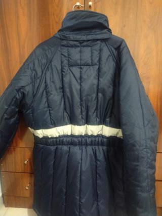 Chaqueton con tiras reflectantes