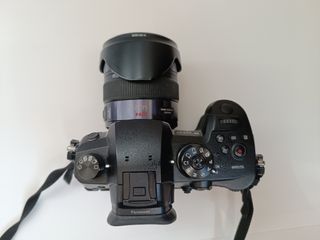 Camara de fotos Lumix Panasonic gh5 con objetivos