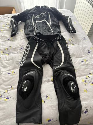 Mono alpinestars talla 56 EU