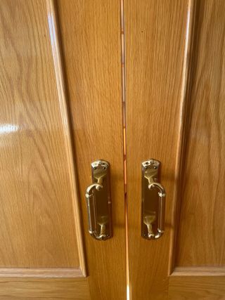 Puerta corredera doble de roble