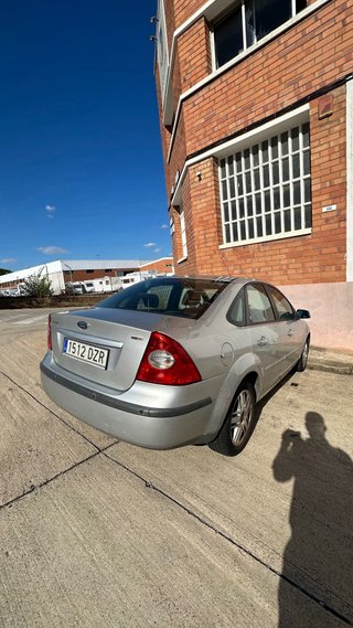 Ford Focus Sedán 2006