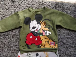 Conjunto sweatshirt e calças