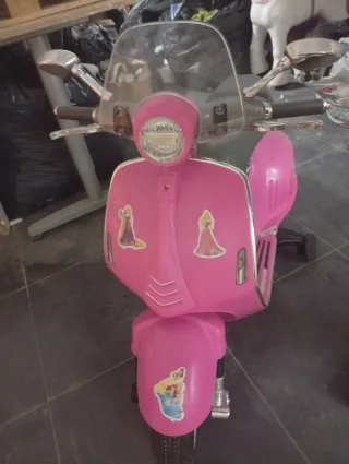 Se vende moto besta de batería