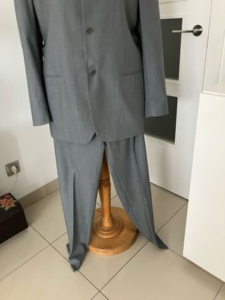 Traje de calidad marca Massimo Dutti 