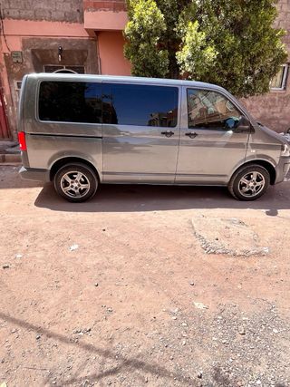 Volkswagen Caravelle 2010