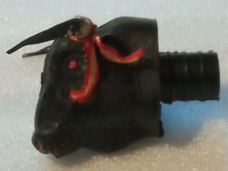 Tapón de botella de toro bravo.