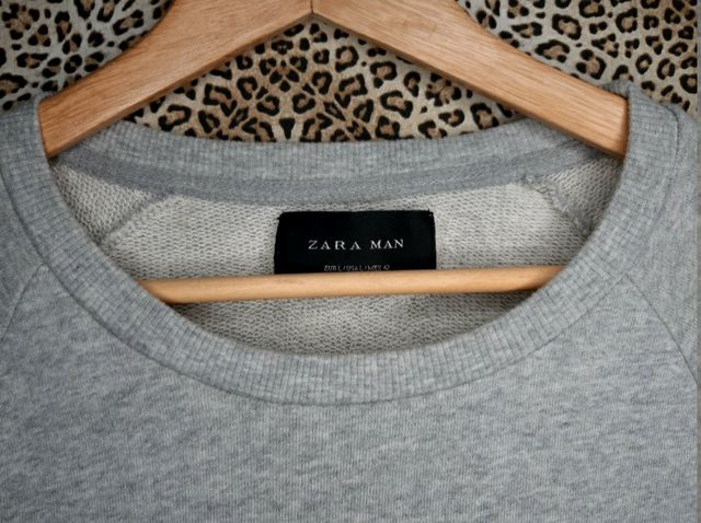 Sudadera gris cremalleras Zara