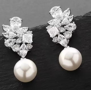 PENDIENTES DE PERLAS Y CIRCONITAS