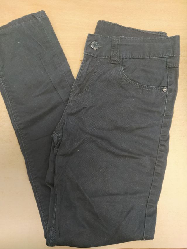 Lote de ropa. Niña Talla 13-14 años.